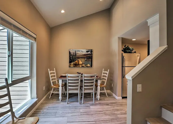 1 Mi To Skiing & Beaches: Incline Village Home!
